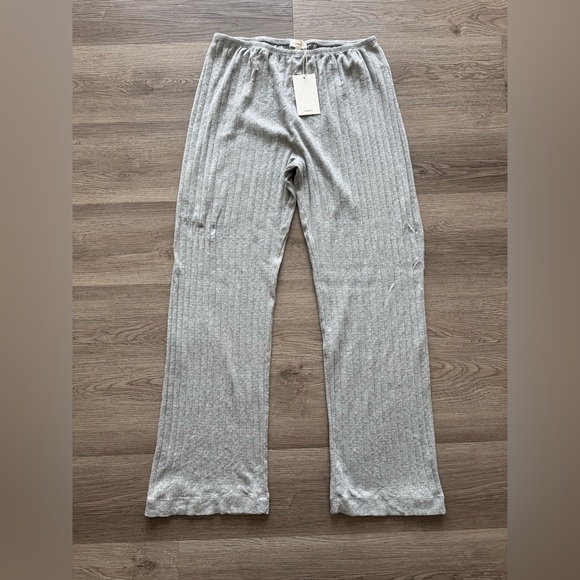 NWT DONNI. The Pointelle Simple Crop Pant - Picture 4 of 5